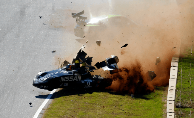 El Nissan DeltaWing de Gunnar Jeannette sufre un aparatoso accidente