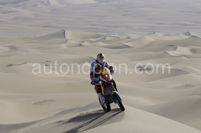 KTM y sus pilotos copan las cinco primeras posiciones del Dakar