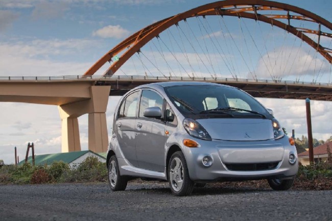 El Mitsubishi i-MiEV nombrado coche más verde de 2012