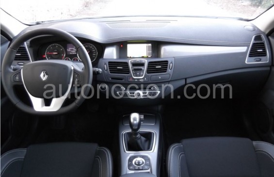 interior laguna coupe