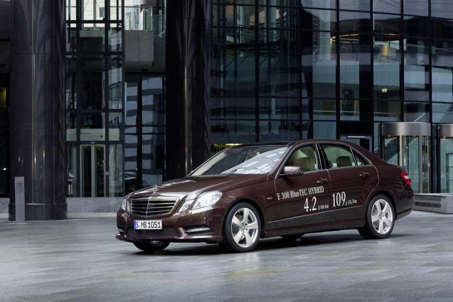 Mercedes-Benz presenta los nuevos híbridos de la Clase E