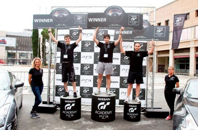 Ordoñez y Yamauchi en la final española de GT Academy 2012