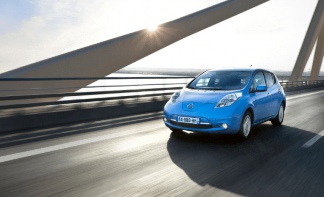 Nissan Leaf protagonista en Garmin Barcelona Triathlon