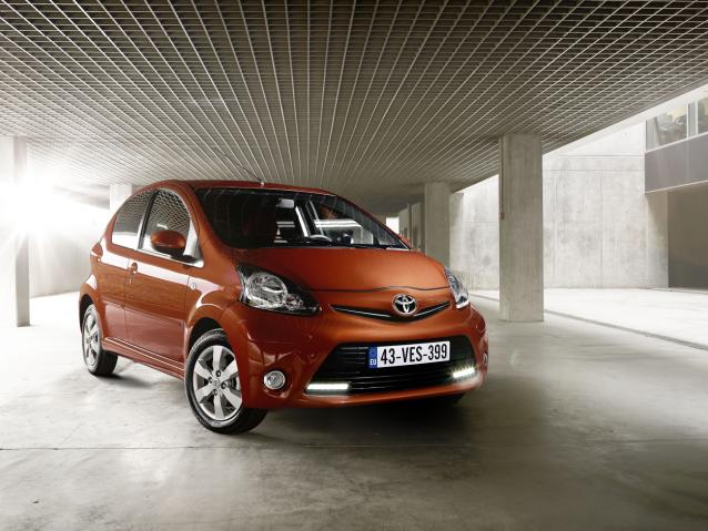 Toyota presenta el nuevo AYGO 2012