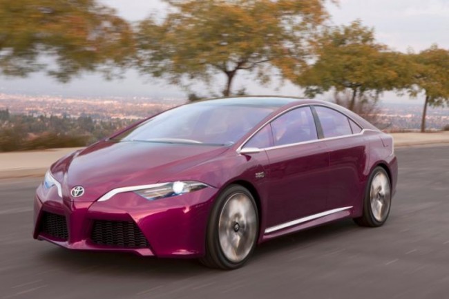 El nuevo prototipo híbrido enchufable de Toyota