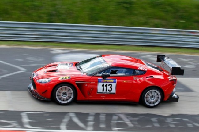 24 horas en Nürburgring con el Aston Martin V12 Zagato